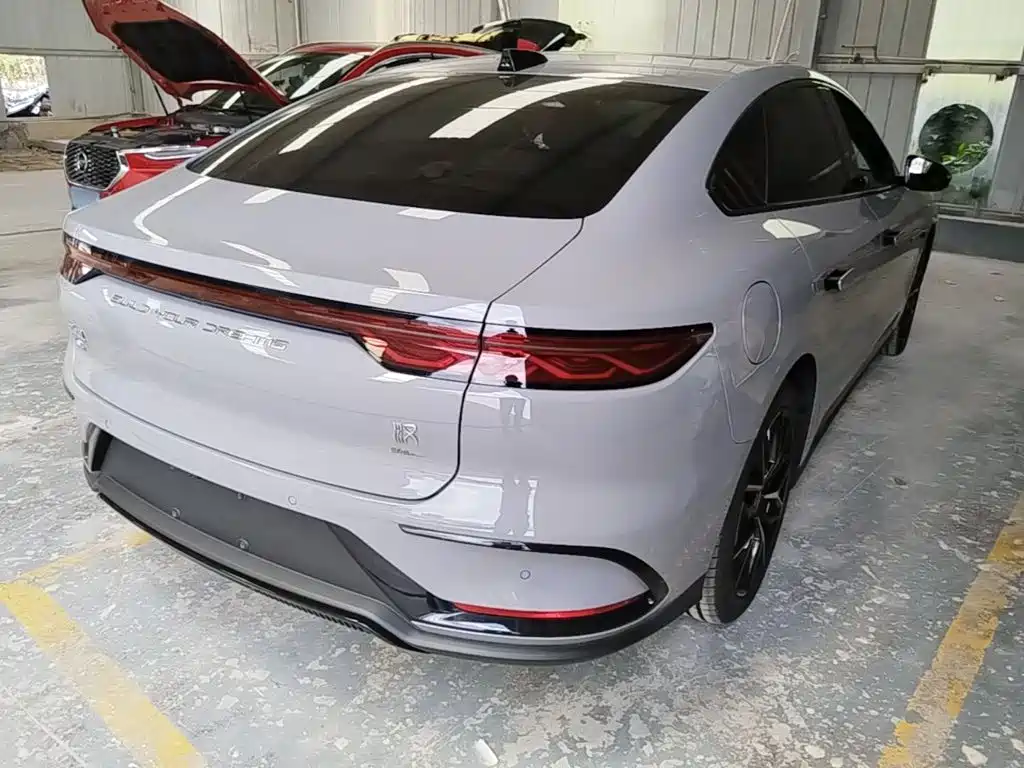 BYD Han 2026 2025 DM-i Smart Drive Edition 125KM Premium