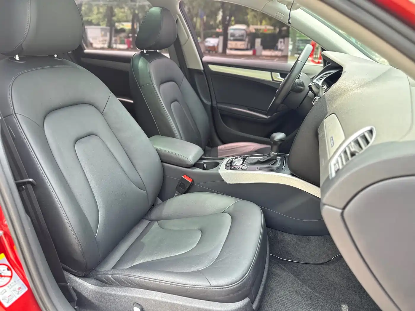 Audi A4 (Import) 2014 40 TFSI allroad quattro plus фото 47