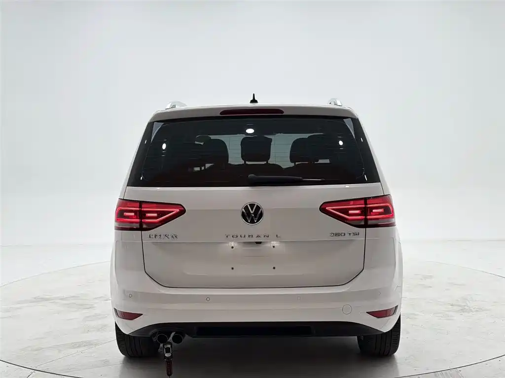 Volkswagen Touran 2021 Touran L 280TSI DSG Comfort Edition 7-seater фото 5
