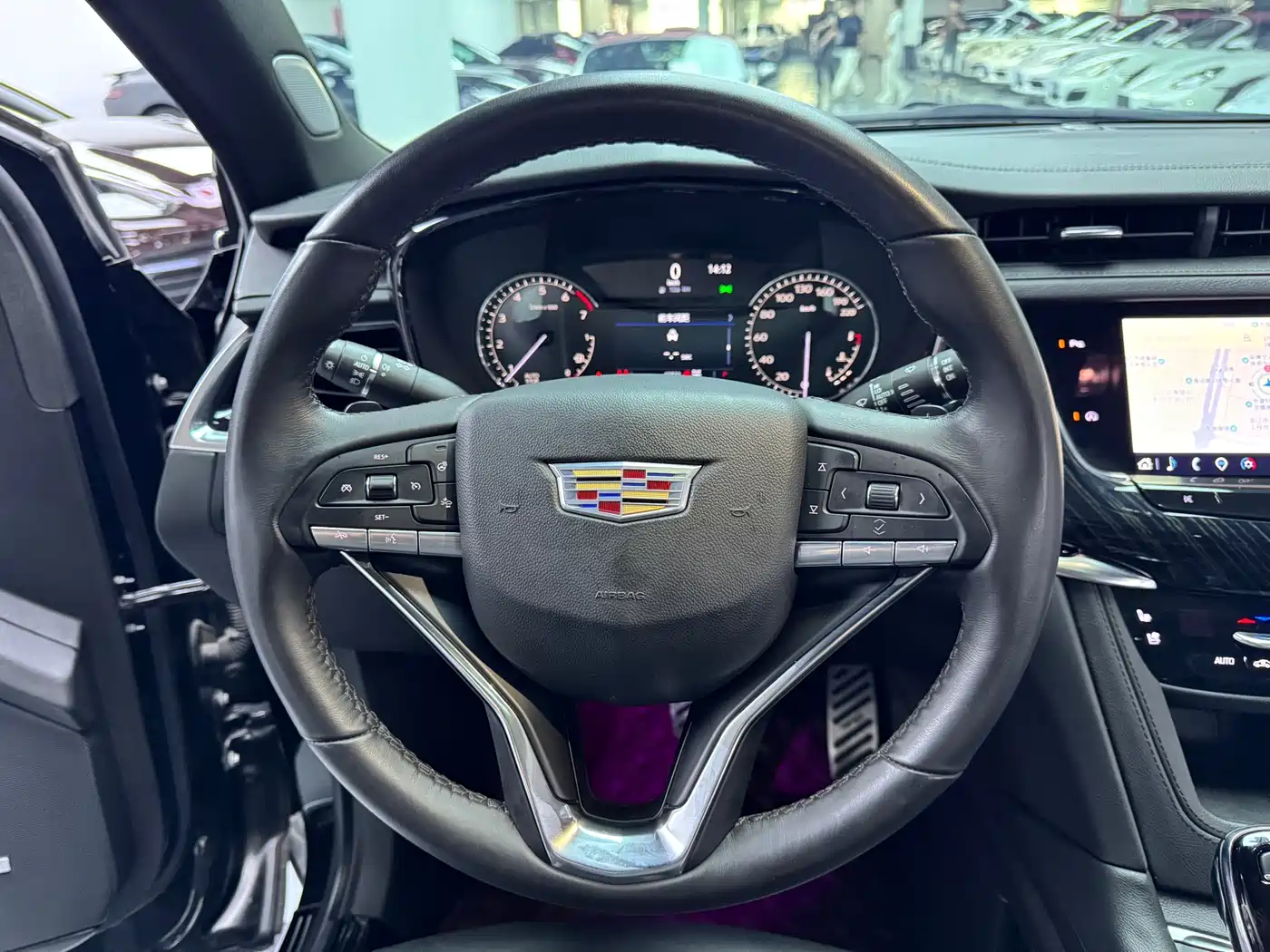 Cadillac XT6 2022 2.0T 6-Seater 4WD Luxury Edition фото 8