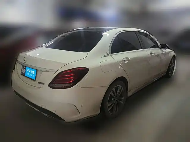 Mercedes-Benz C-Class 2018 C 200 L Sport Edition — фото 5