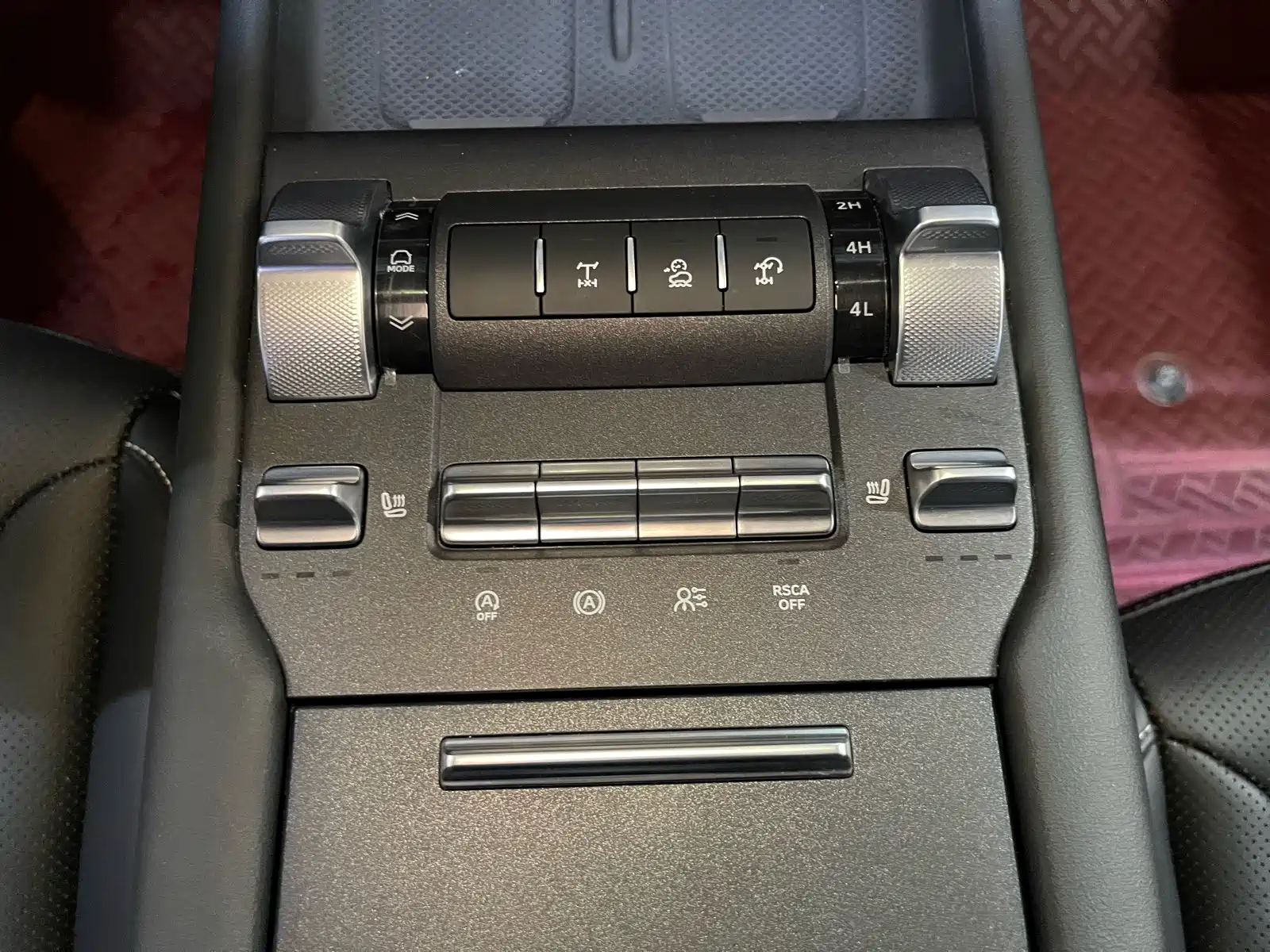Photo 10 - Tank 300