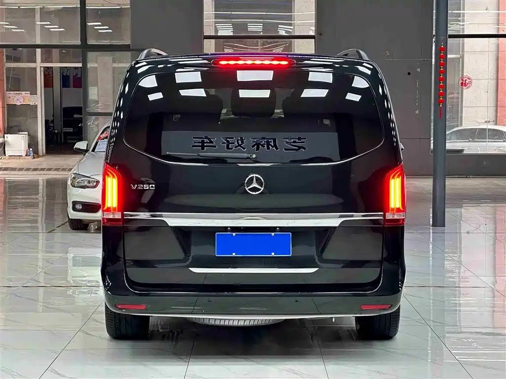 Mercedes-Benz V-Class 2018 V 260 Premium Edition China V фото 5