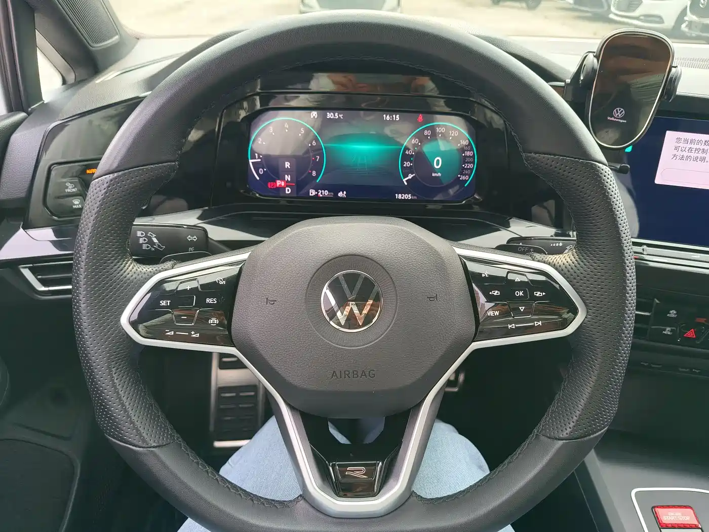 Volkswagen Golf 2023 280TSI DSG R-Line Lite фото 11