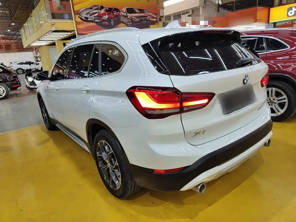 BMW X1 2020 sDrive20Li Premium Edition фото 5