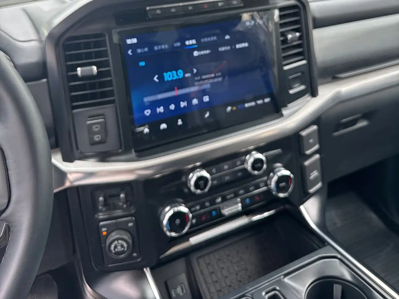 Juntian Brave 2022 Model 3.5T Luxury фото 14