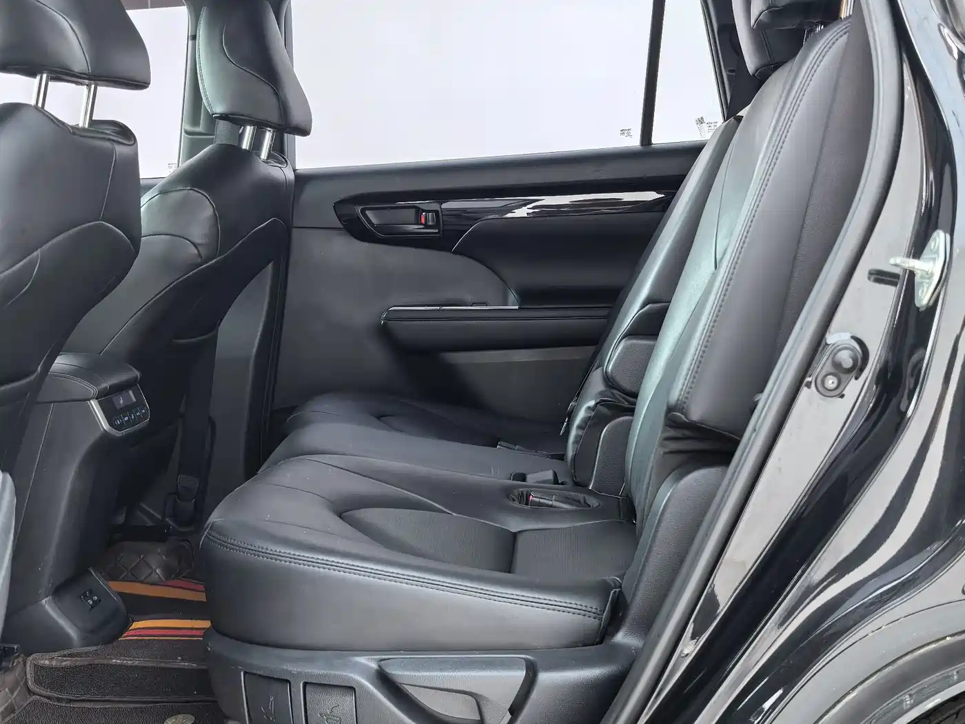 Toyota Crown Kluger 2022 2.5L HEV 4WD Elite Edition фото 8