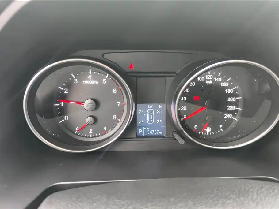 Haval M6 2021 PLUS 1.5T DCT Luxury Smart Connect фото 14