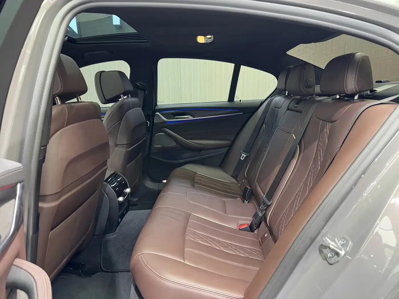 BMW 5 Series (Import) 2022 Facelift 540i Style Edition M Sport Package фото 7