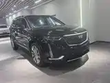 Photo 3 - Cadillac XT6