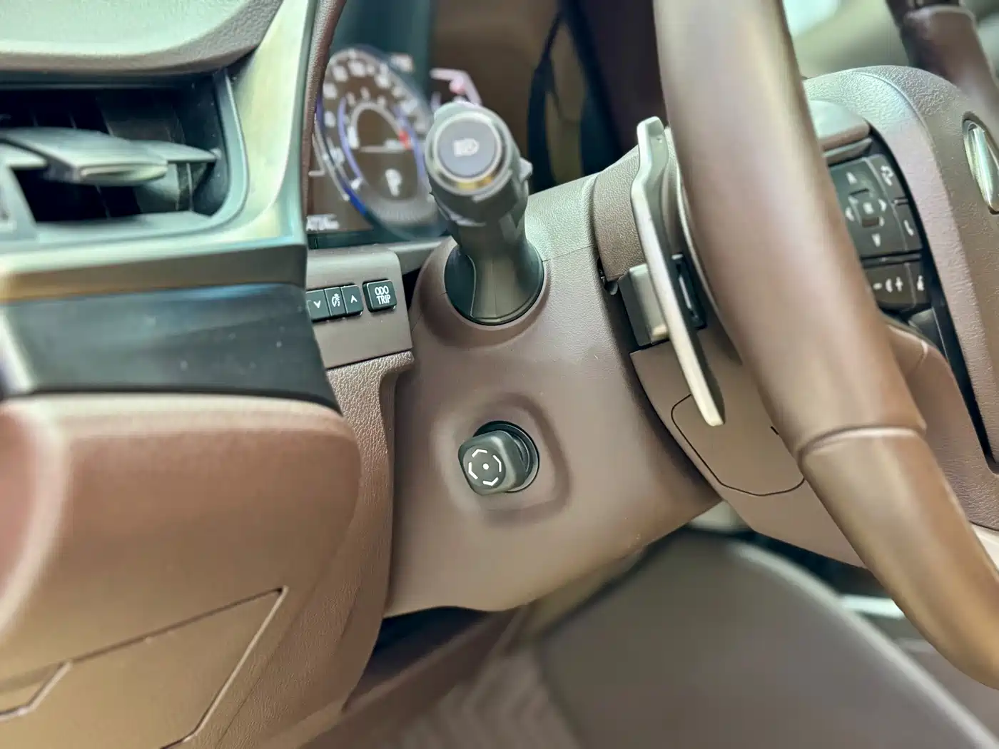 Lexus ES 2020 200 Luxury фото 17