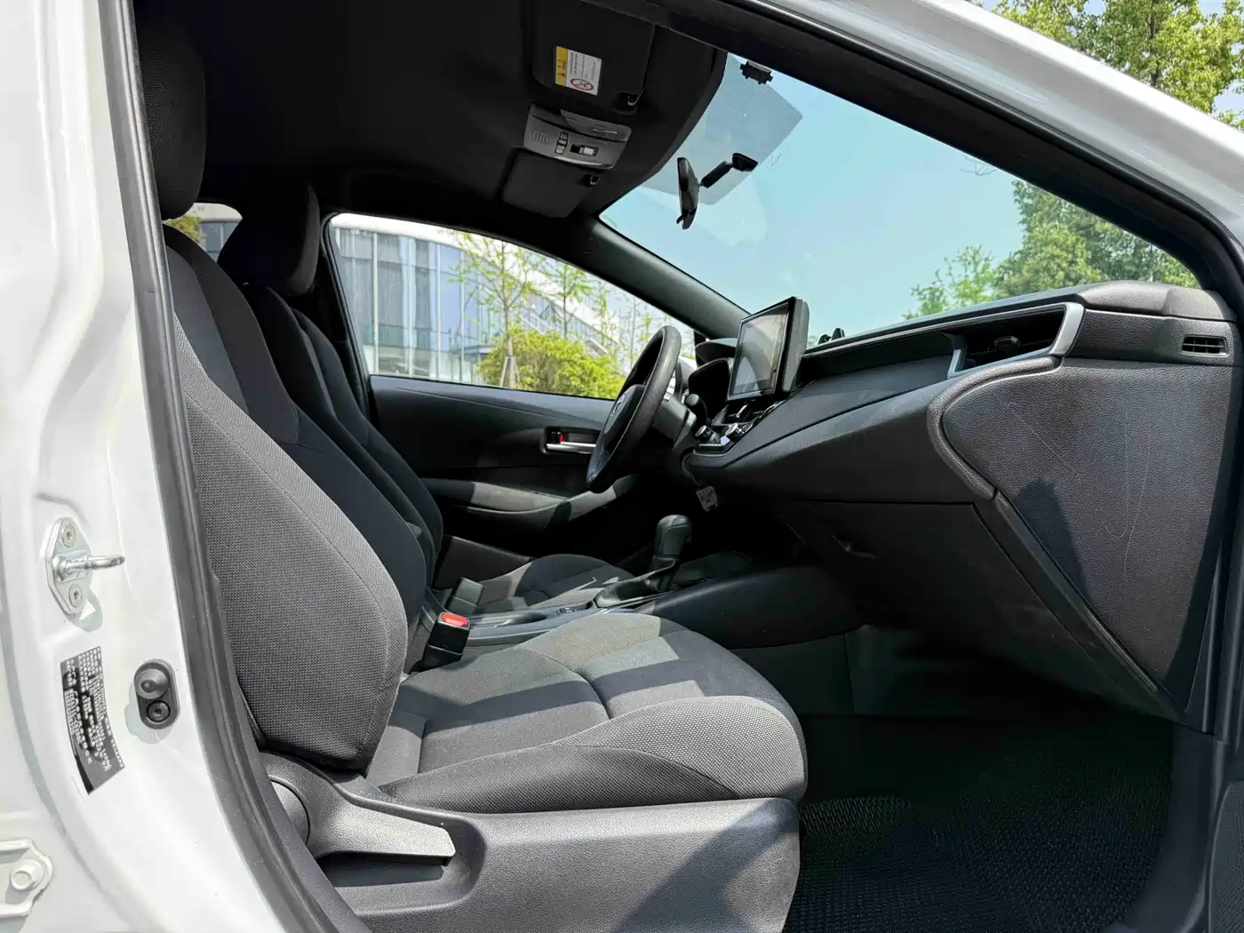 Toyota Levin 2022 TNGA 1.5L CVT Progressive Edition фото 6