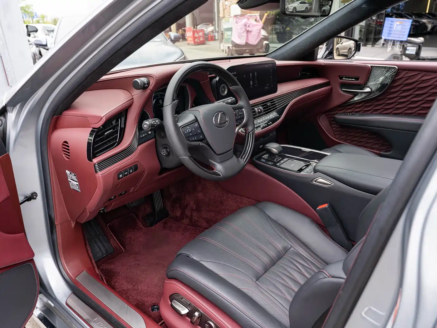 Lexus Lexus LS 2021 500h Executive Edition 8
