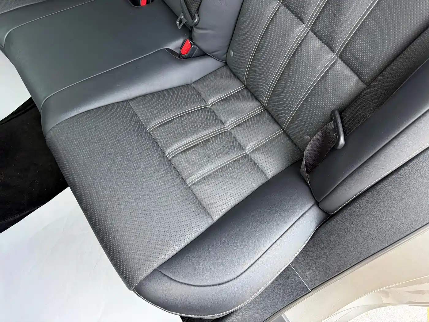 Lexus ES 2015 200 Elite Edition фото 14