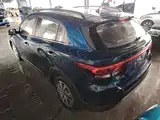 Photo 5 - Kia KX CROSS