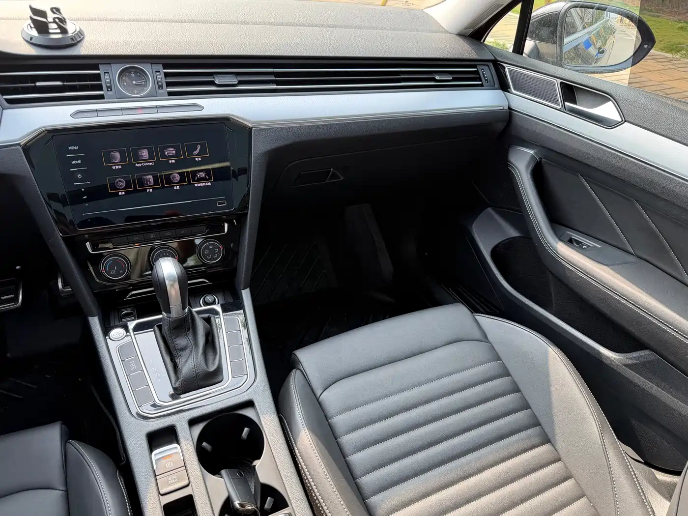Volkswagen Magotan 2025 Popular Edition 280TSI DSG Comfort фото 14