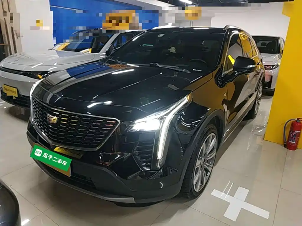 Фото 1 - Cadillac XT4