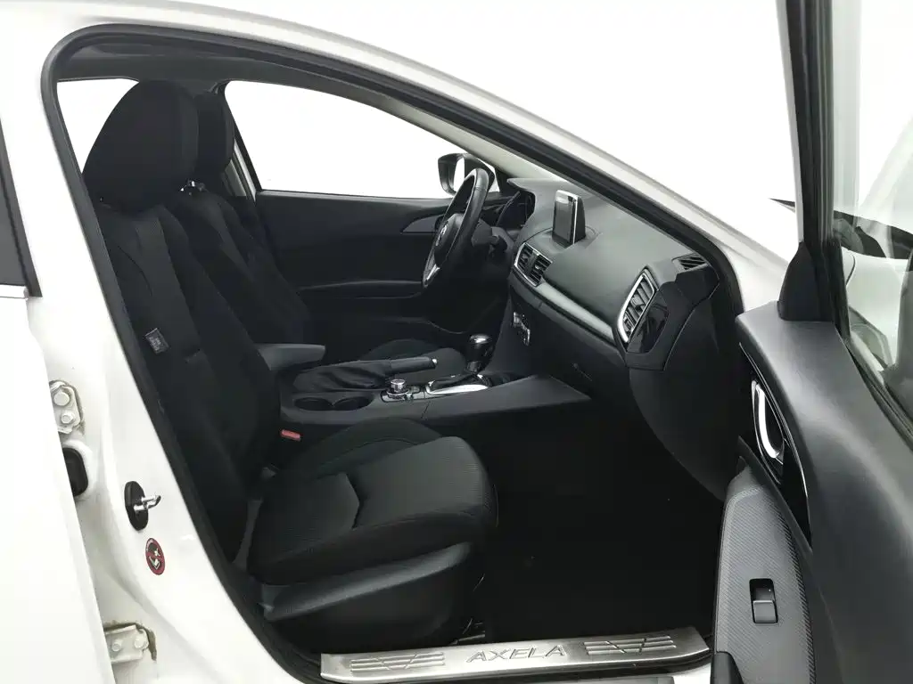 Photo 23 - Mazda Mazda 3
