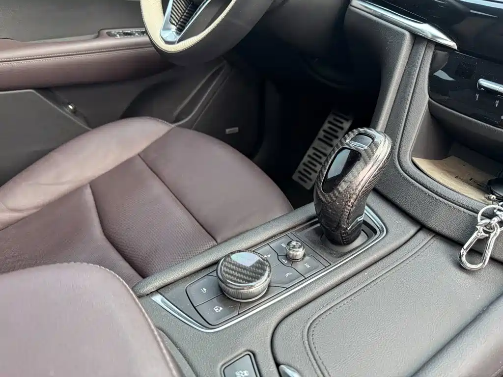 Cadillac XT6 2023 2022 2.0T 6-Seater 2WD Luxury Edition