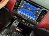 Photo 5 - Maserati Levante
