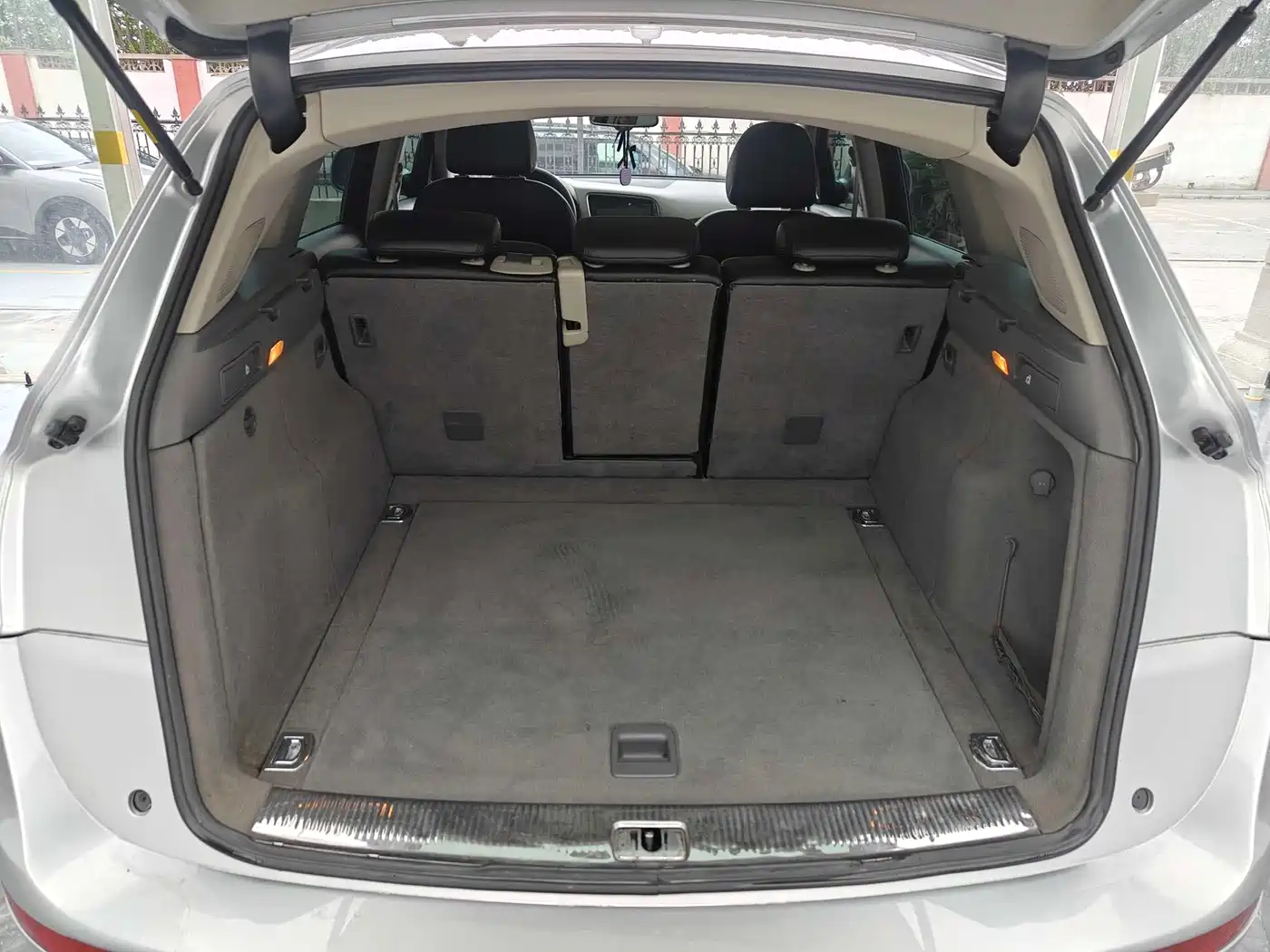Audi Q5 2012 2.0TFSI Comfort фото 7