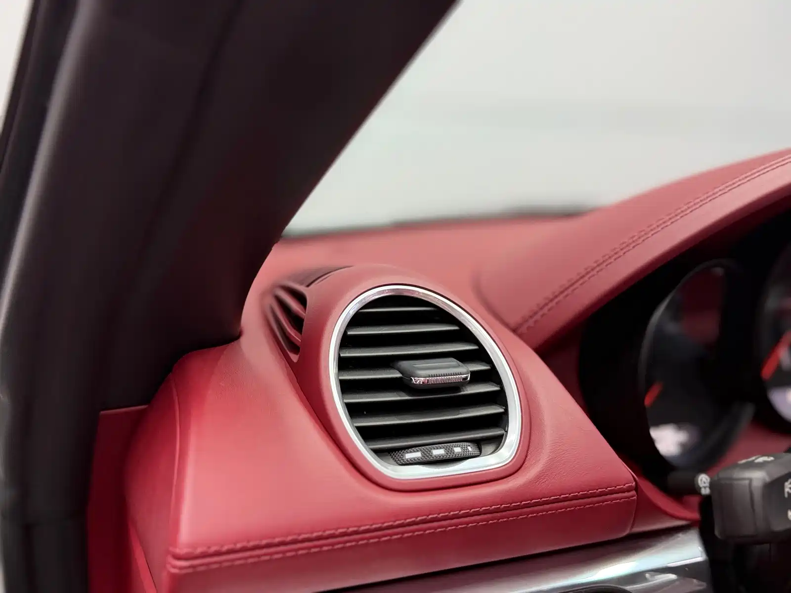 Фото 24 - Porsche 718