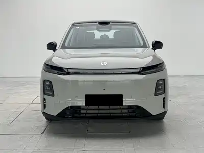 Leapmotor C10