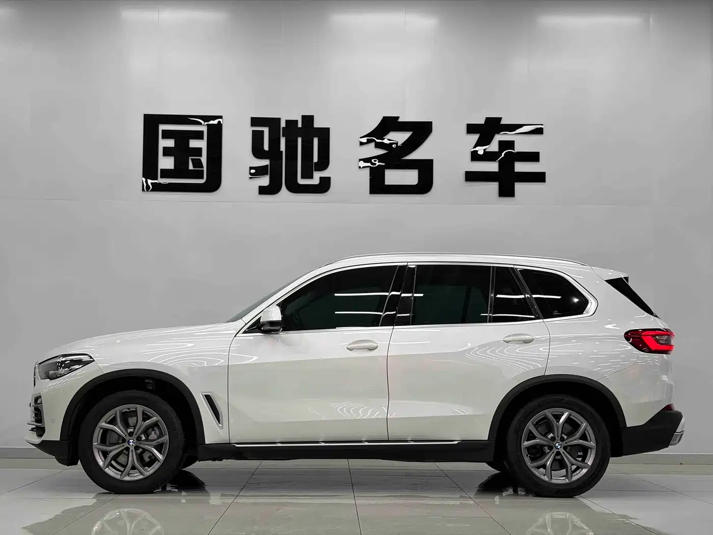 BMW X5 (Import) 2019 xDrive40i M Sport Package фото 3