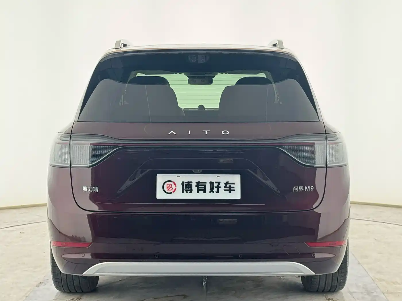 AITO Wenjie AITO M9 2025 Extended Range Ultra 52kWh 6-Seater фото 8