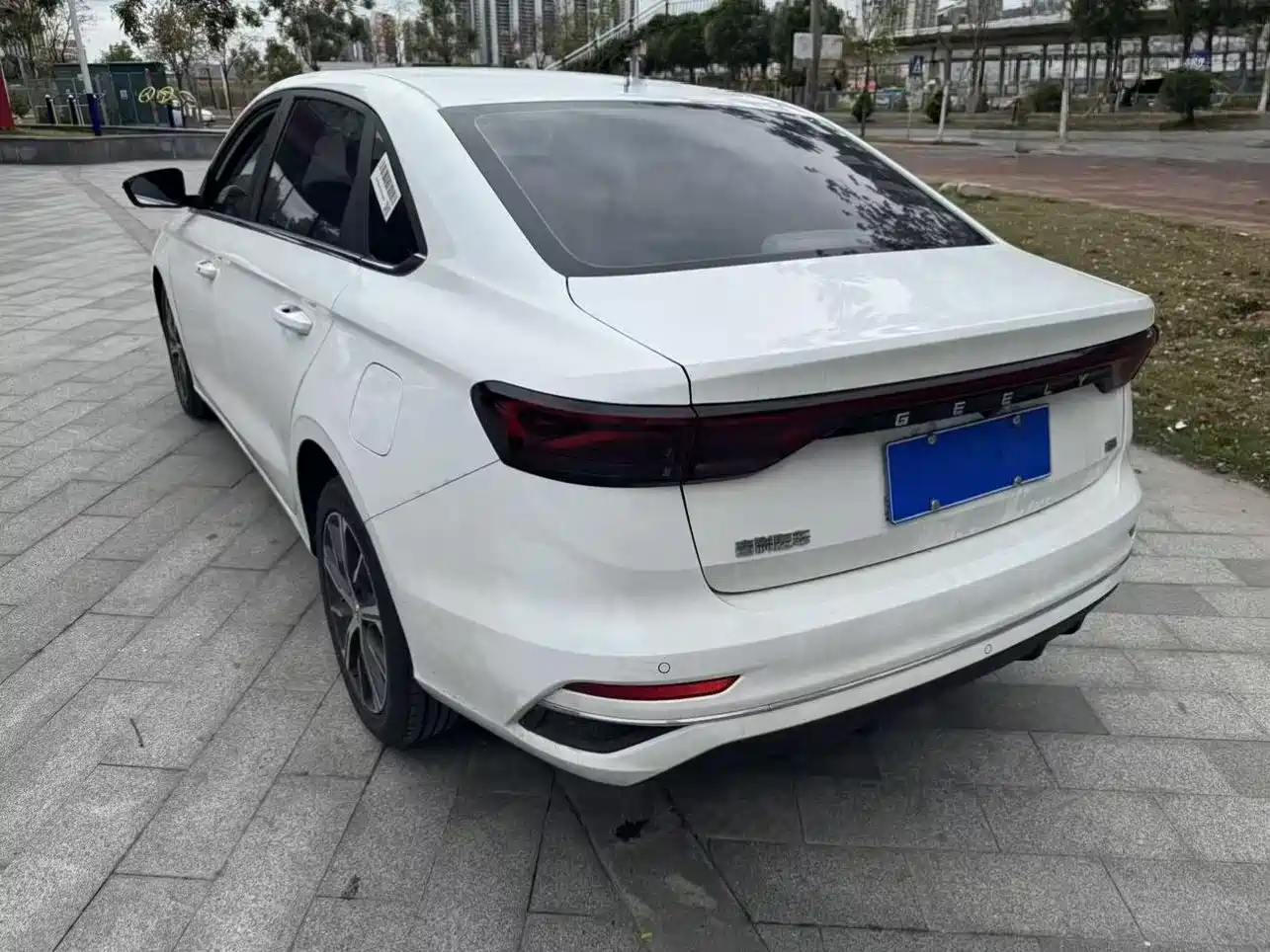 GEELY AUTOMOBILE EMGRAND