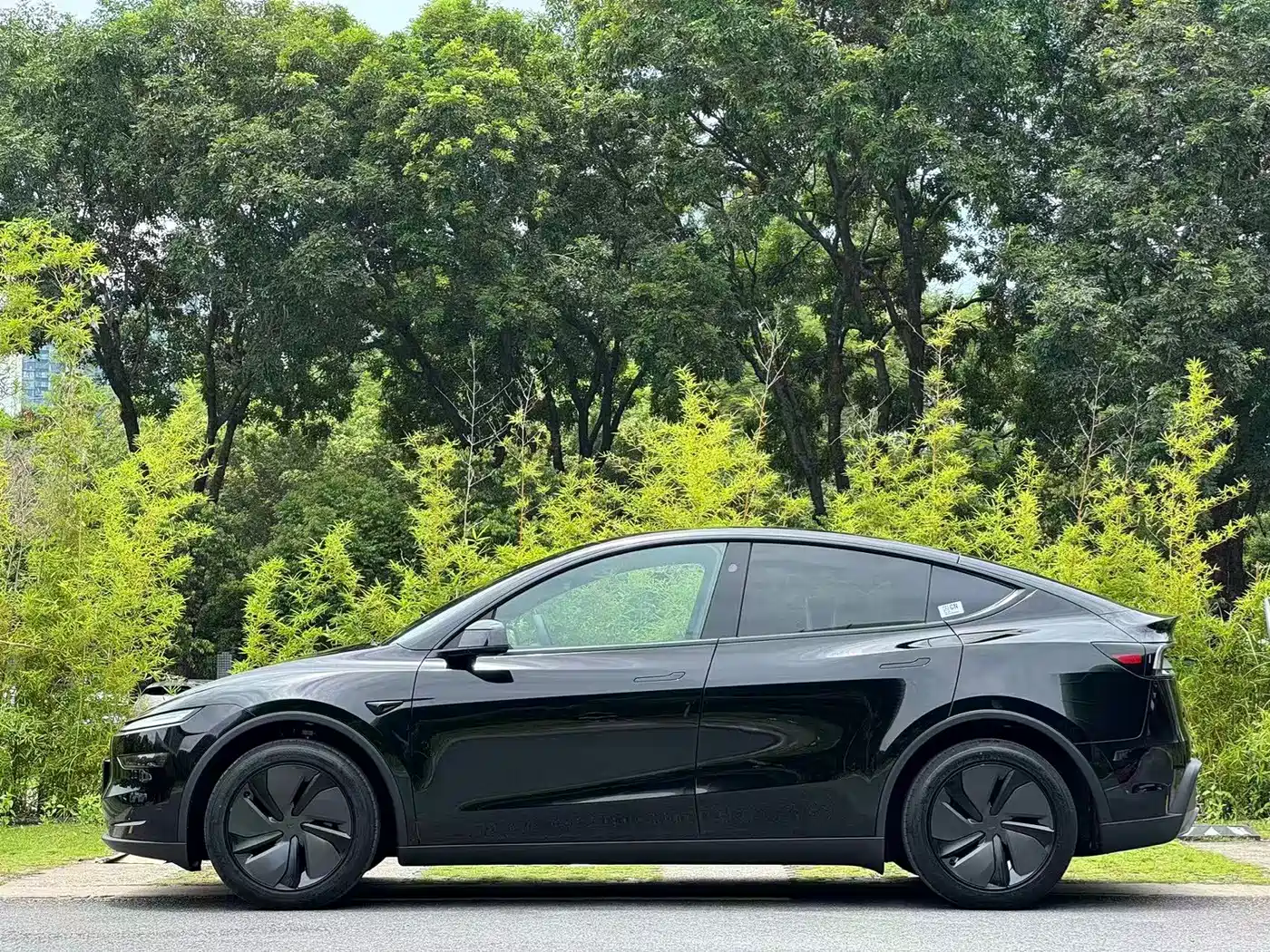 Tesla Model Y 2026 2026 Rear-Wheel Drive