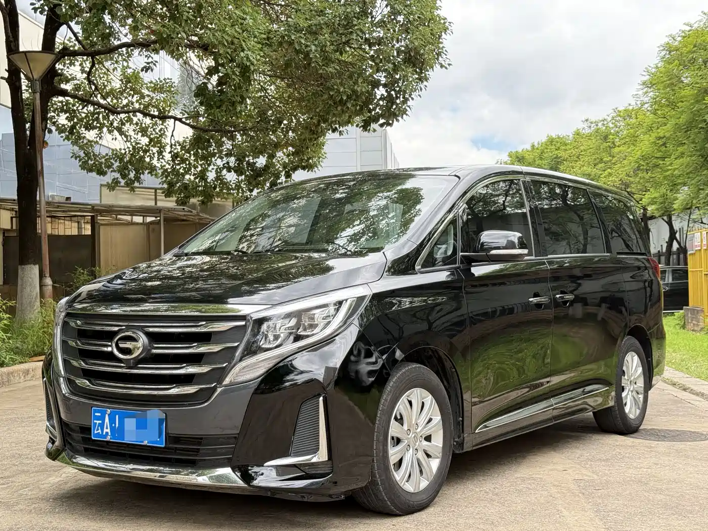 GAC Trumpchi Trumpchi M8 2020 Pilot 390T Premium Edition