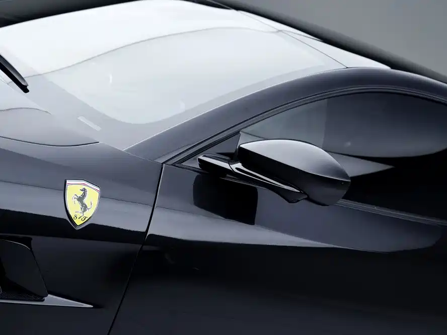 Фото 9 - Ferrari GTC4Lusso