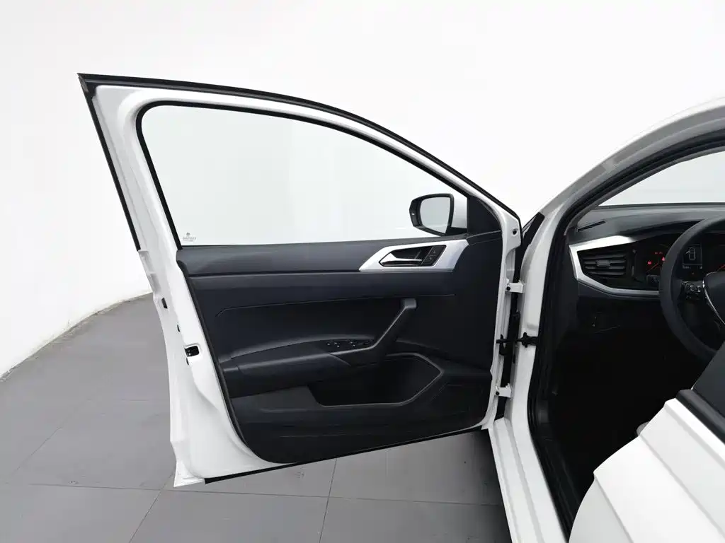 Volkswagen Polo 2021 2021 Plus 1.5L Automatic Colorful Tech Edition