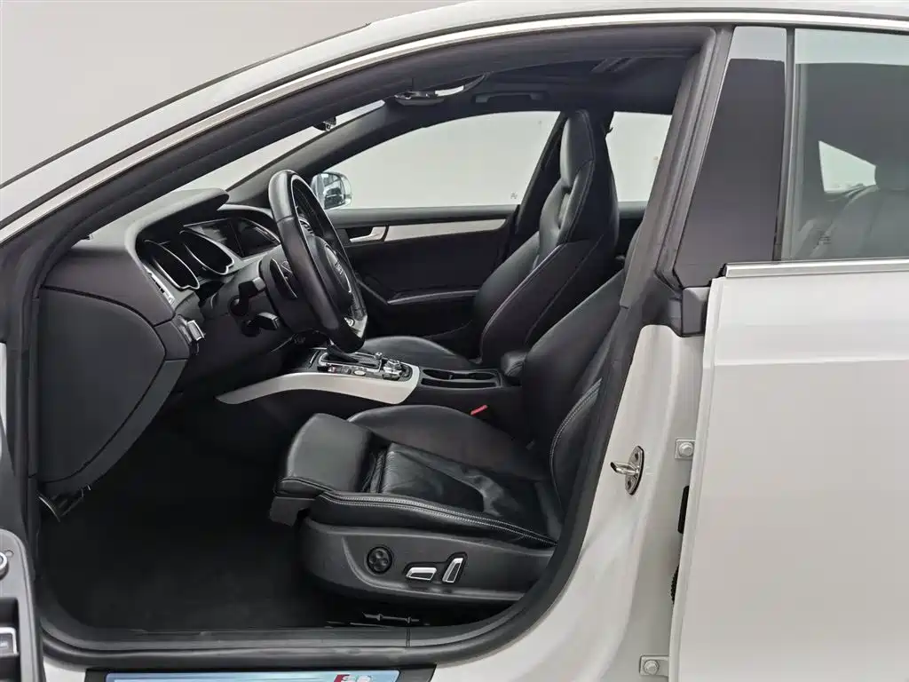 Audi S5 2012 S5 3.0T Sportback фото 10