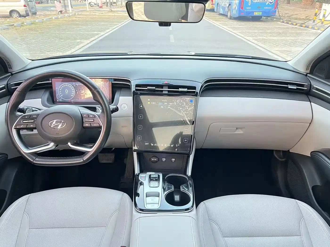 Hyundai Tucson 2021 Tucson L 1.5T DCT LUX Premium фото 14