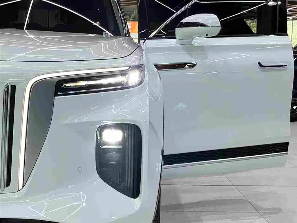 Hongqi E-HS9 2022 2022 690km Qi Xiang Edition (6-seater)