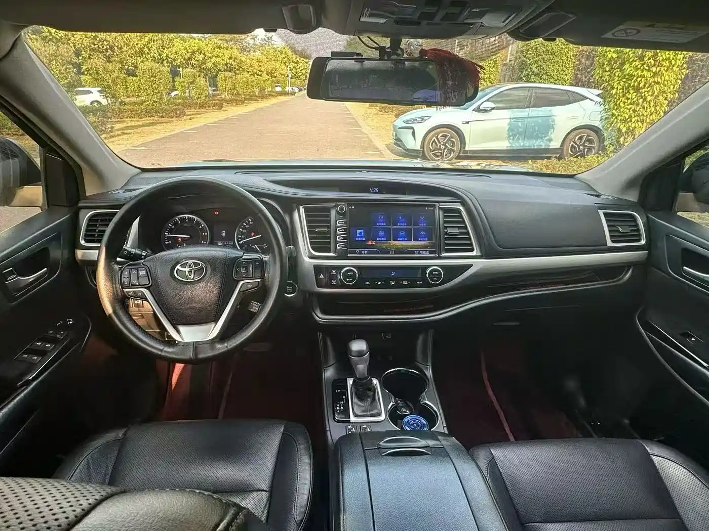 Toyota Highlander 2015 2.0T AWD Luxury Edition 7-seater фото 6