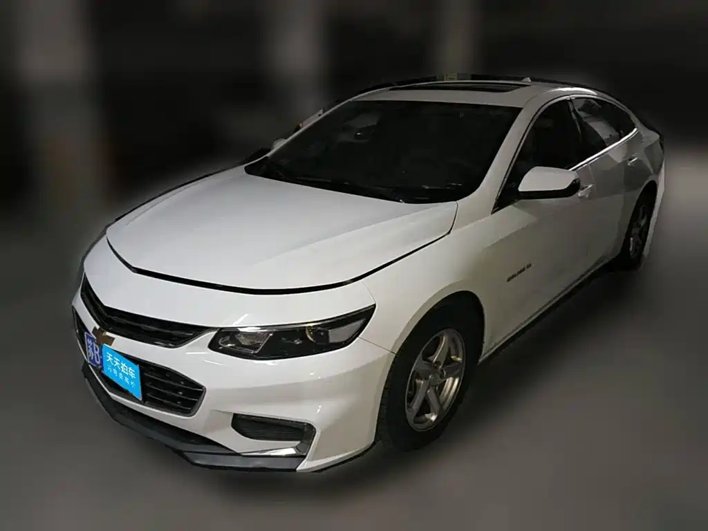 Photo 1 - Chevrolet Malibu XL