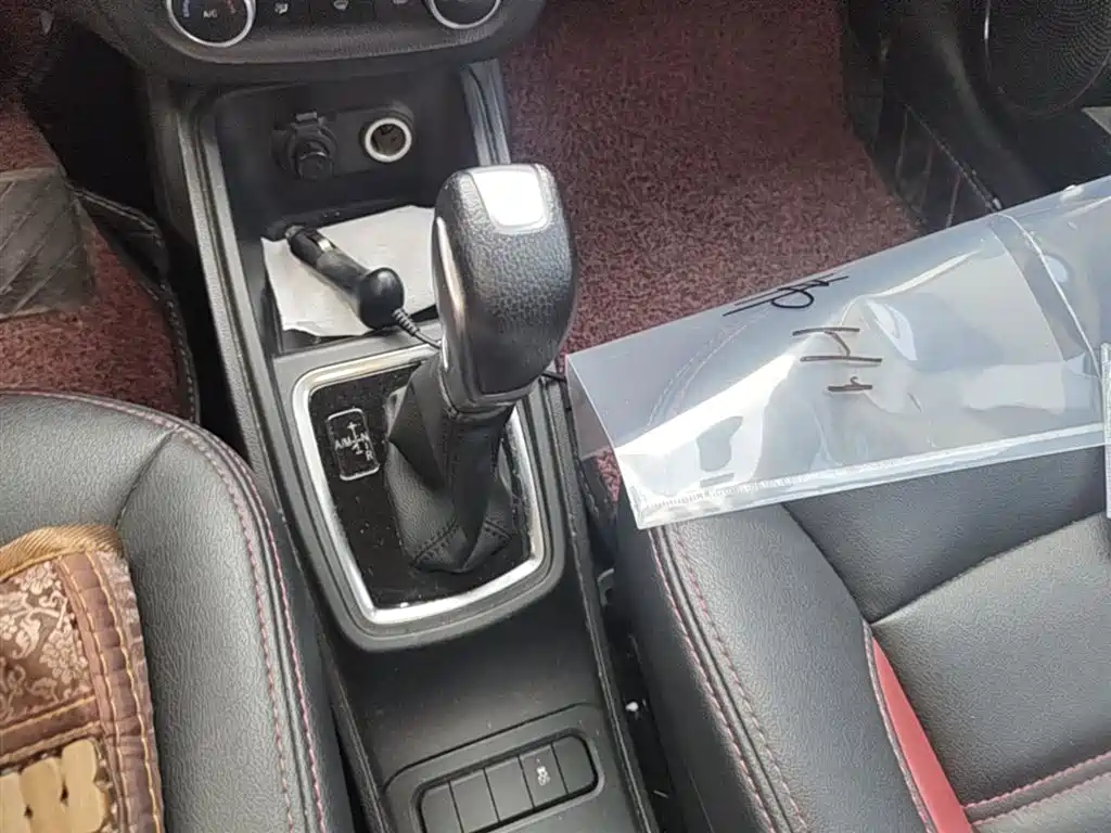Haval H1 2016 Blue Label 1.5L AMT Luxury фото 14