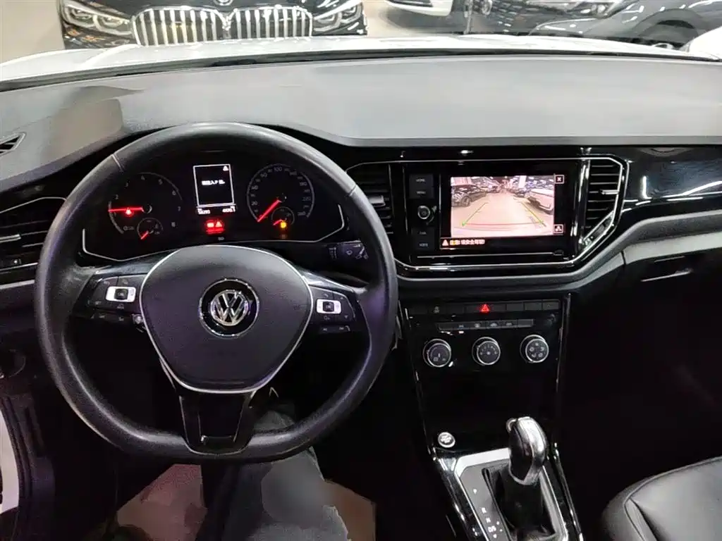 Volkswagen T-ROC 2019 280TSI DSG 2WD Comfort Version China VI фото 10