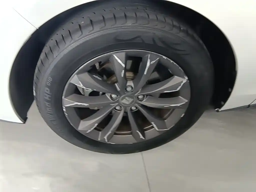 Baojun RC-6 2020 2019 1.5T CVT 24-hour Online Elite