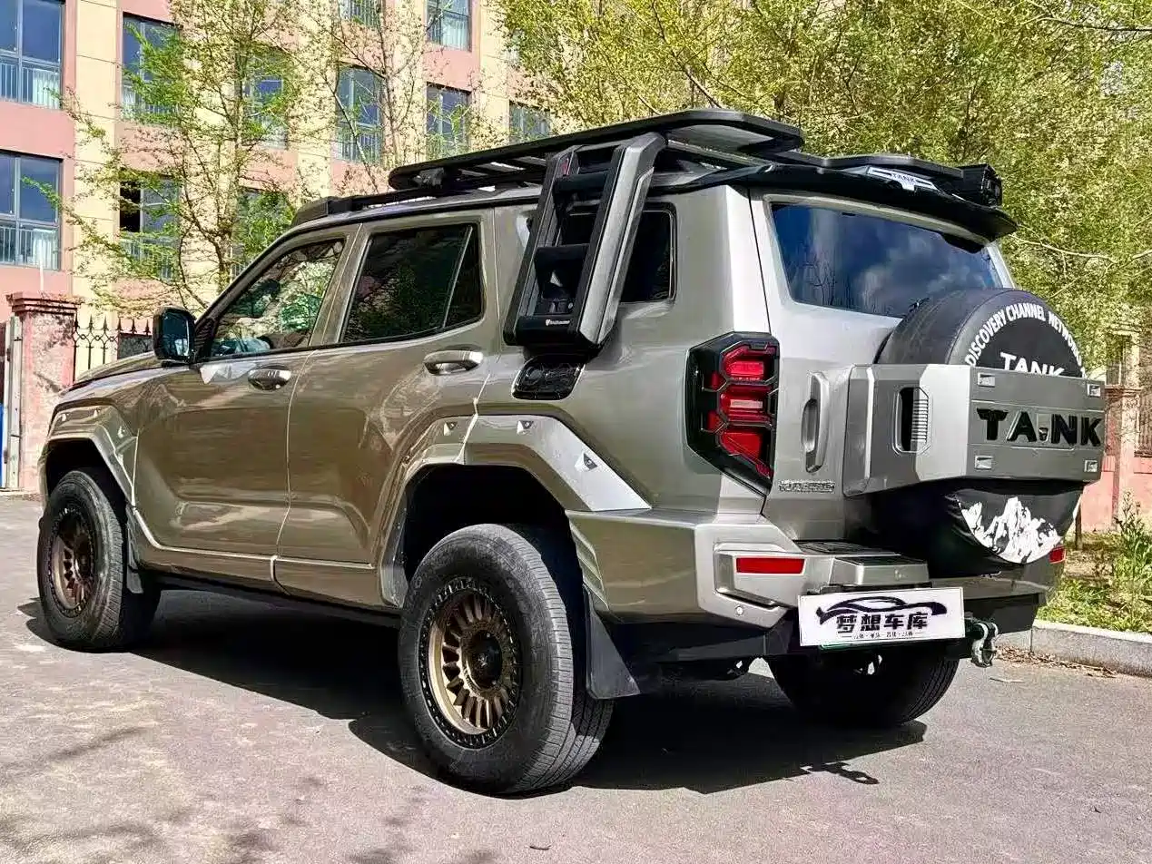 Tank 400 New Energy 2024 Hi4-T Off-Road Edition фото 7