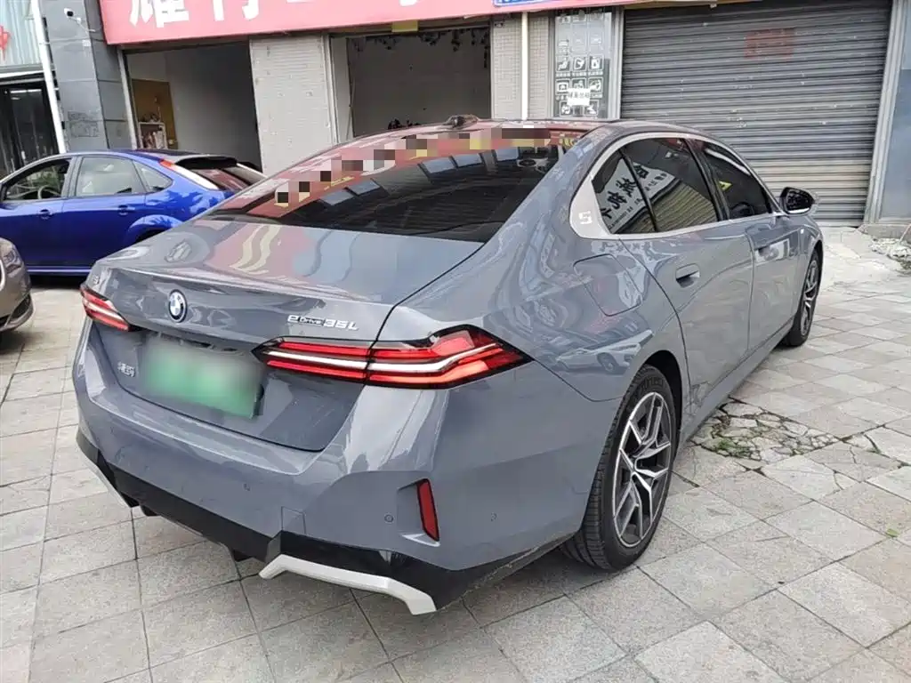 BMW i5 2024 eDrive 35L M Sport Package фото 7