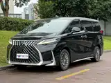 Фото 1 - Lexus LM