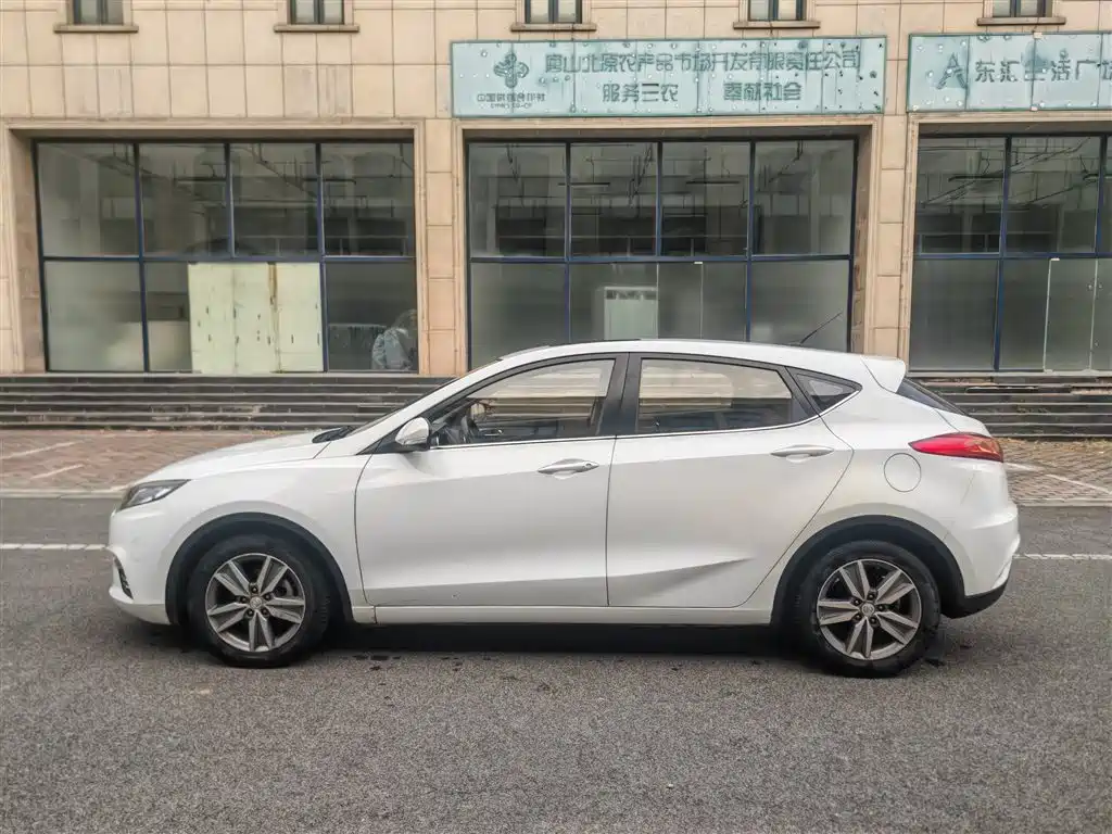 Changan Eado XT 2015 2015 1.6L Manual Handsome China IV