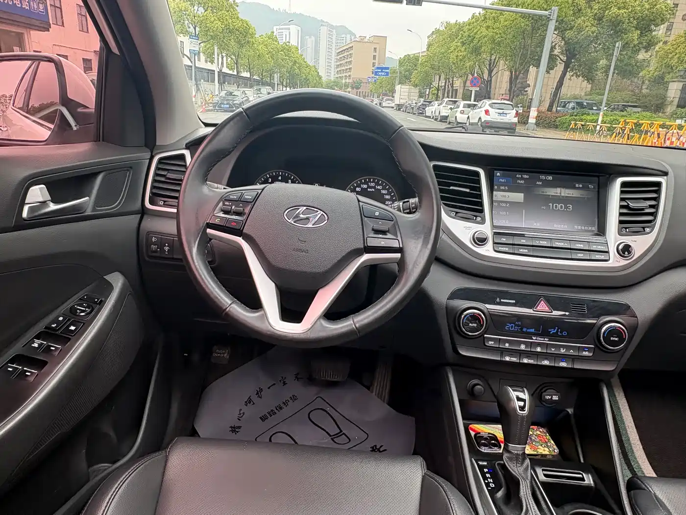 Hyundai Tucson 2018 1.6T DCT 2WD 15th Anniversary Special Edition фото 14