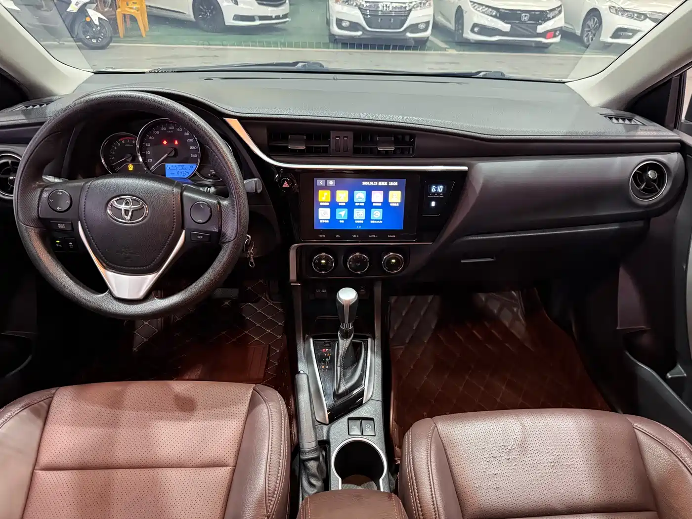 Toyota Levin 2017 Facelift 185T CVT Elite (China V) фото 8