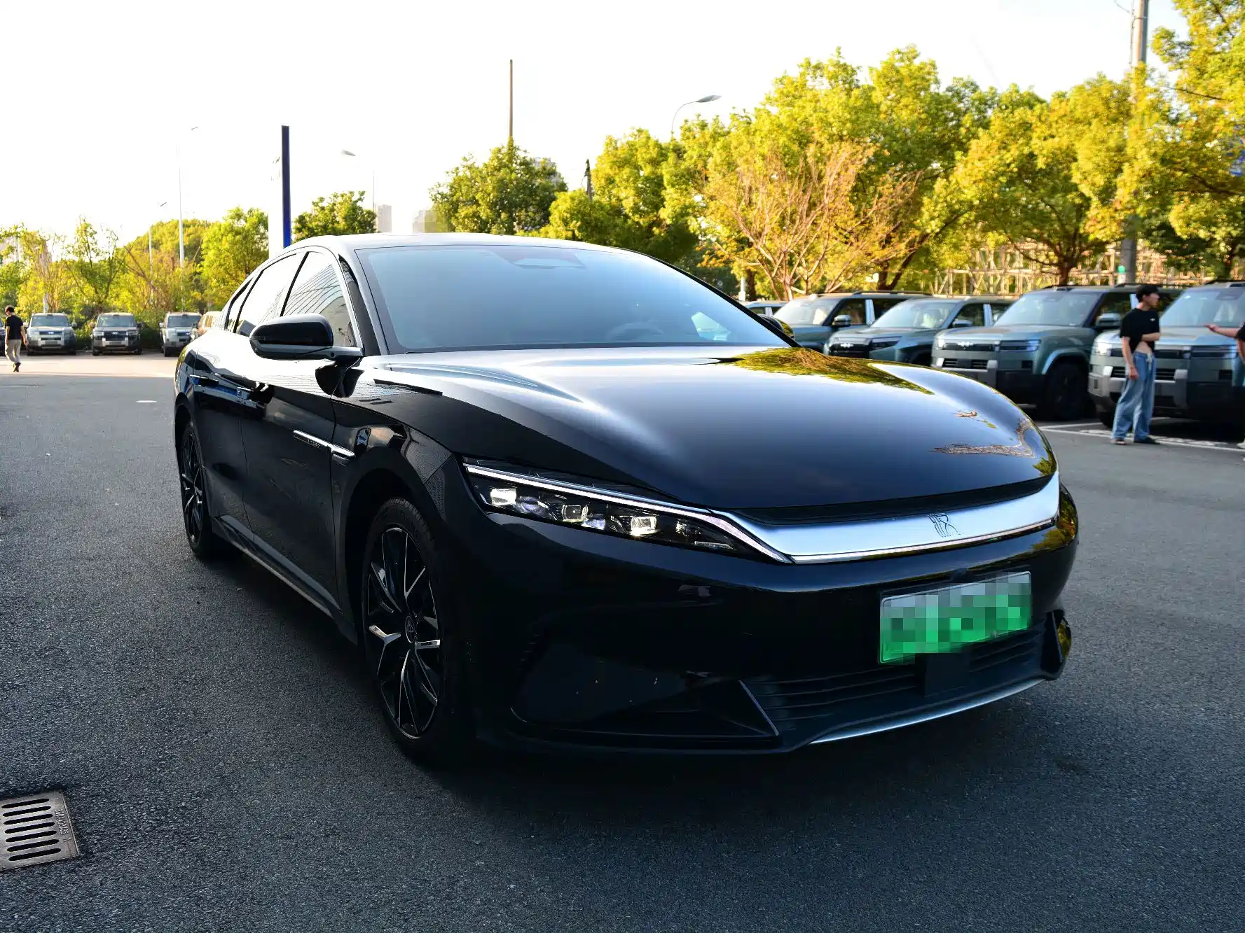 Фото 3 - BYD Han