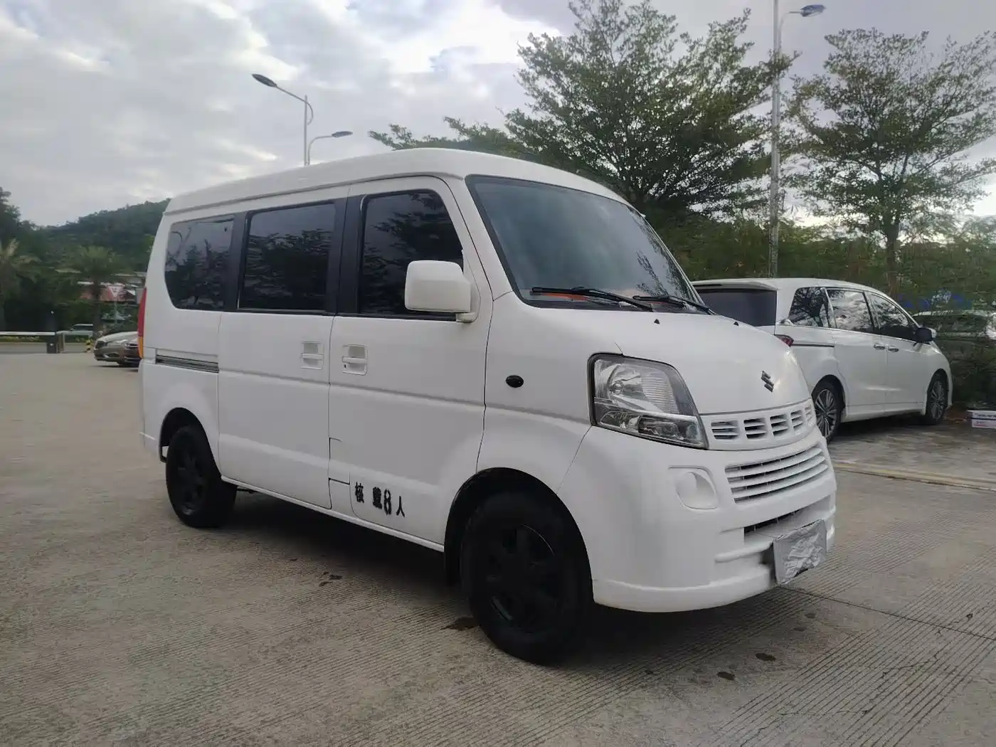 Suzuki Landi 2010 1.2L Manual Standard Sunshine Edition фото 9